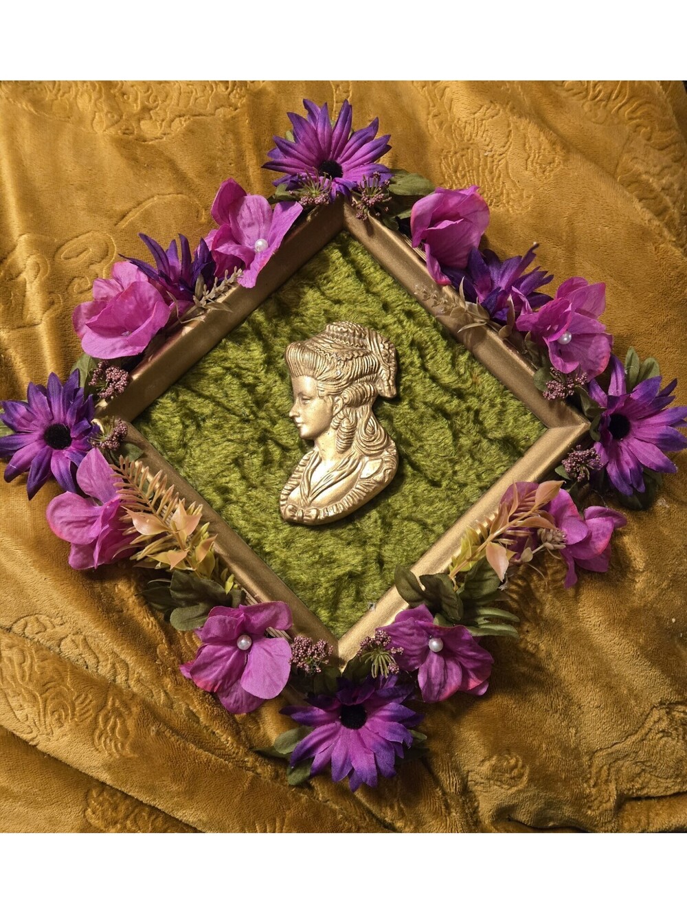 Victorian Lady Cameo Gold Profile Relief Portrait Purple Floral Frame Velvet Art